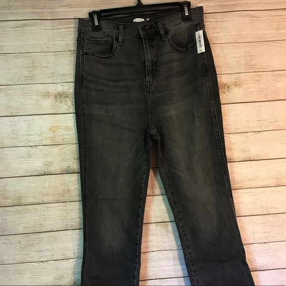 NWT Old Navy High-Waisted Flare Ankle Jeans 8 Tall - Picture 3 of 6